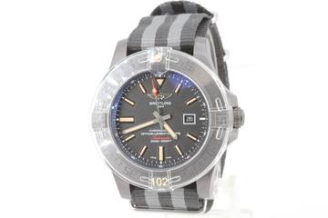 Breitling Avenger Blackbird V1731010 BD12